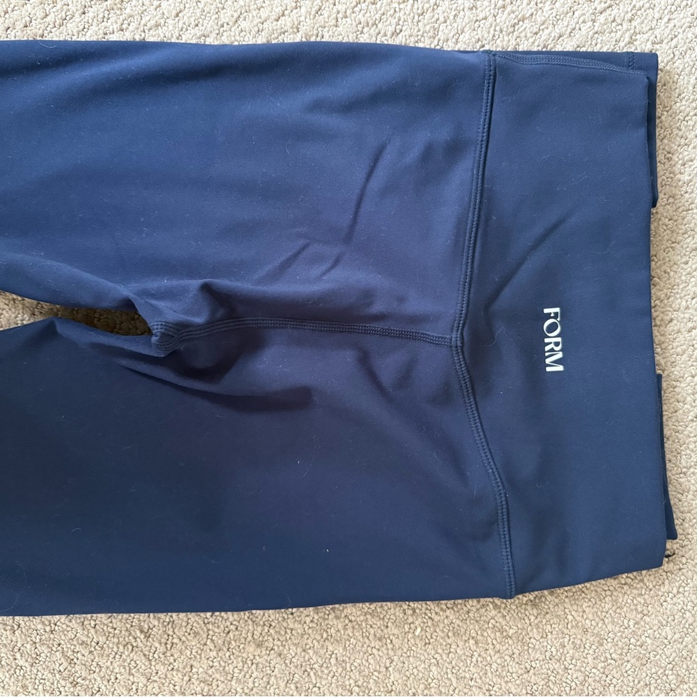FORM Navy Leggings